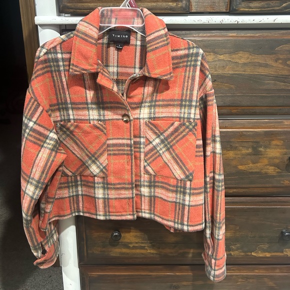 Shacket - Picture 1 of 3